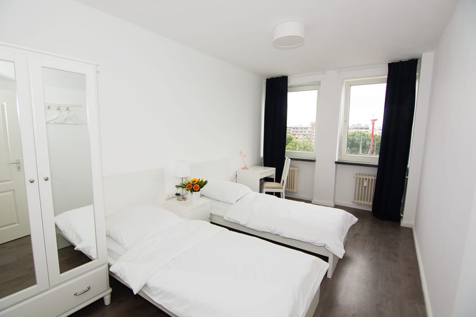 Twin Room, Shared Bathroom | Desk, iron/ironing board, free WiFi, bed sheets