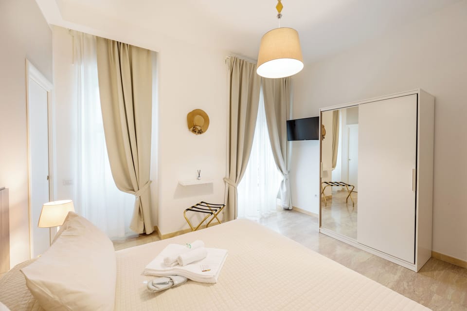 Double or Twin Room (Amalfi) | Premium bedding, in-room safe, iron/ironing board, cribs/infant beds