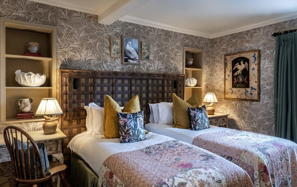 Classic Twin Room | Hypo-allergenic bedding available, in-room safe, iron/ironing board