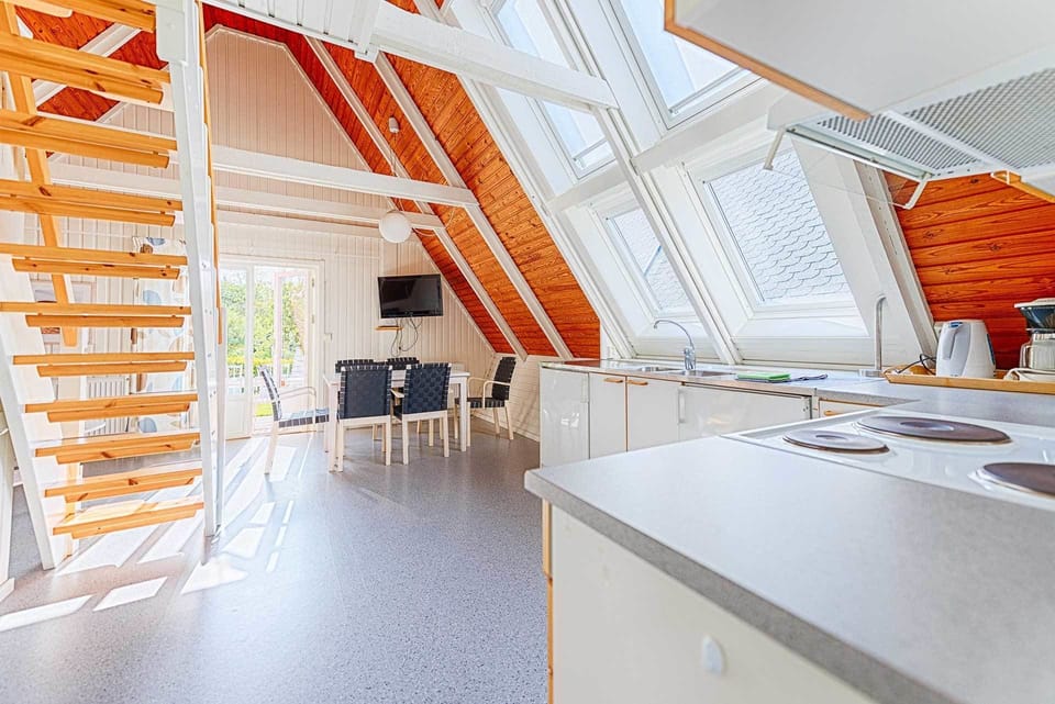 House, 3 Bedrooms | Living room