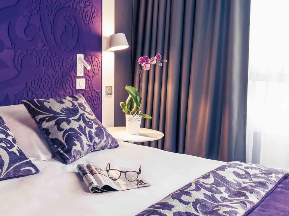 Superior Room, 1 Double Bed | Premium bedding, in-room safe, desk, blackout drapes