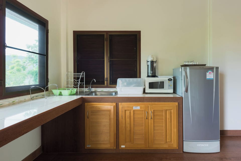 Family Villa, 2 Bedrooms | Private kitchen | Electric kettle