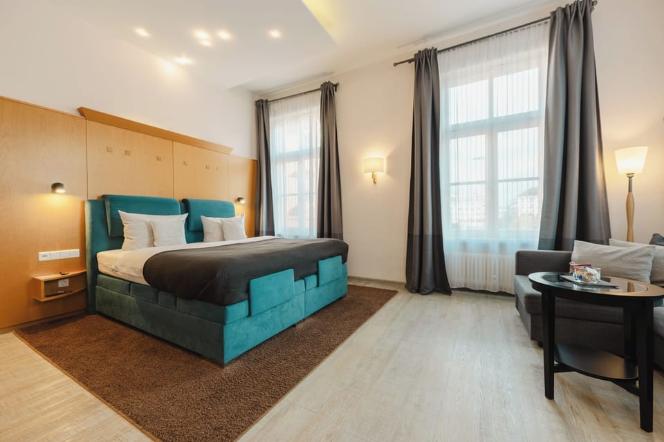 Superior Double Room, 1 Bedroom, Non Smoking | 1 bedroom, premium bedding, free minibar, in-room safe