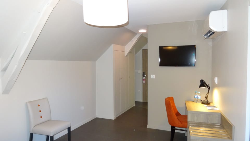Family Room | Bathroom amenities | Shower, free toiletries, hair dryer, towels