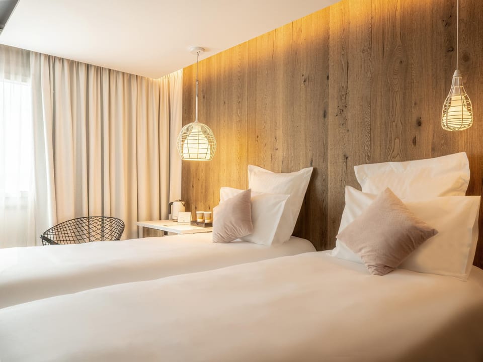 Premium bedding, minibar, in-room safe, desk