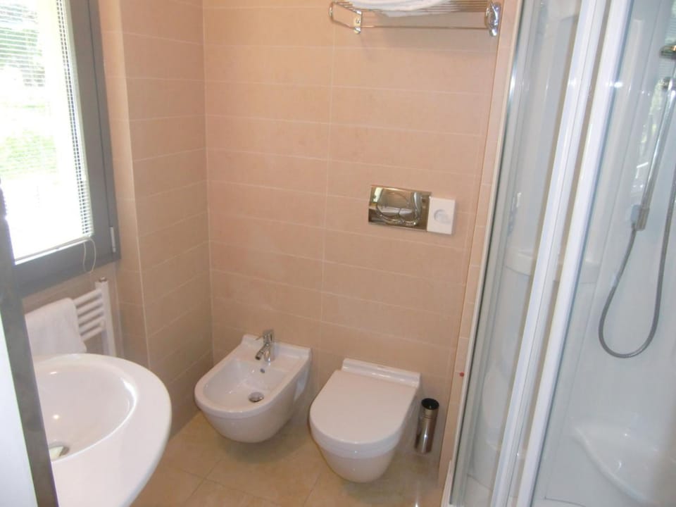 Minibar, in-room safe, desk, soundproofing