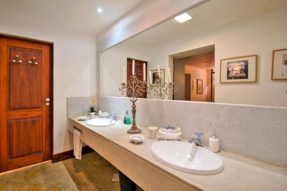 Shower, free toiletries, hair dryer, bathrobes