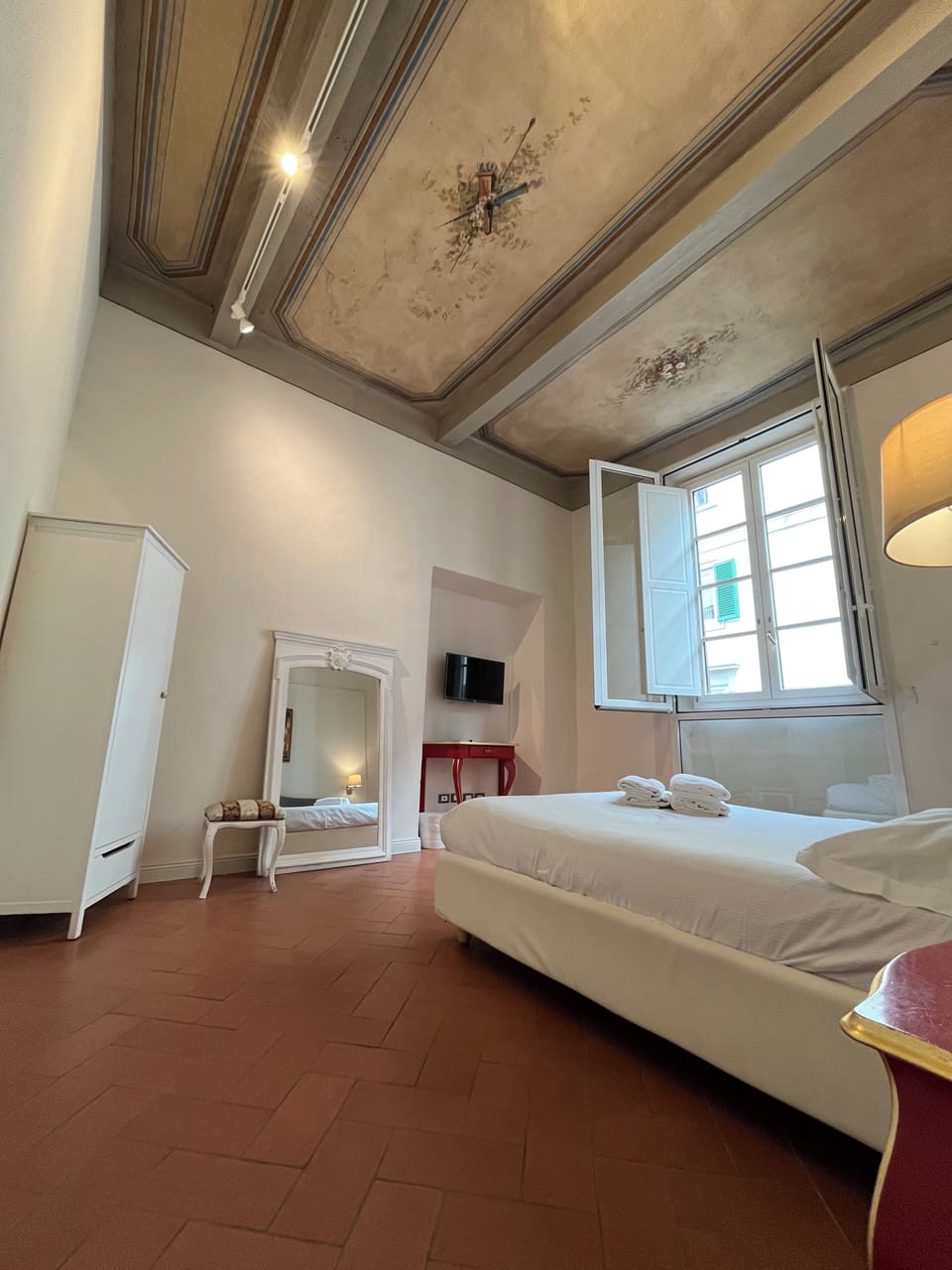 Double Economy, 1 double bed (Cimabue) external private bathroom | Memory foam beds, minibar, in-room safe, individually decorated