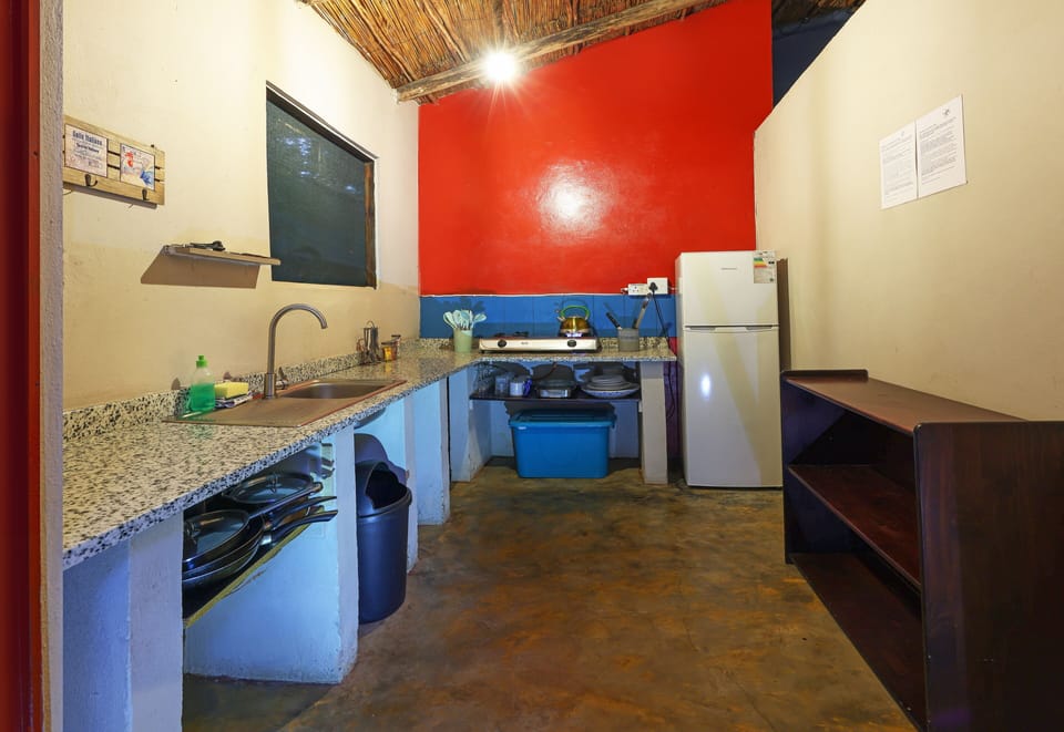 Deluxe Cabin (4 sleeper) | Private kitchen