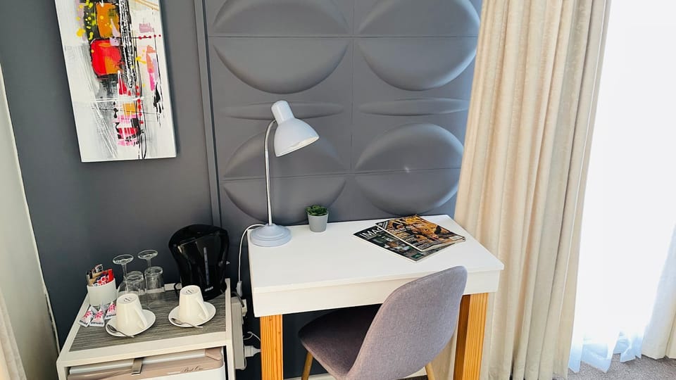 Standard Room, Garden View | Premium bedding, pillowtop beds, free WiFi, bed sheets