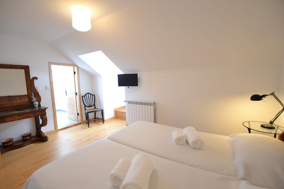 Double or Twin Room | Individually decorated, individually furnished, desk, soundproofing