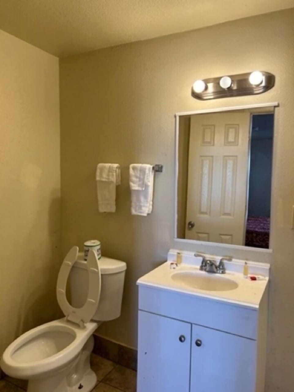 Shower, free toiletries, hair dryer (on request)