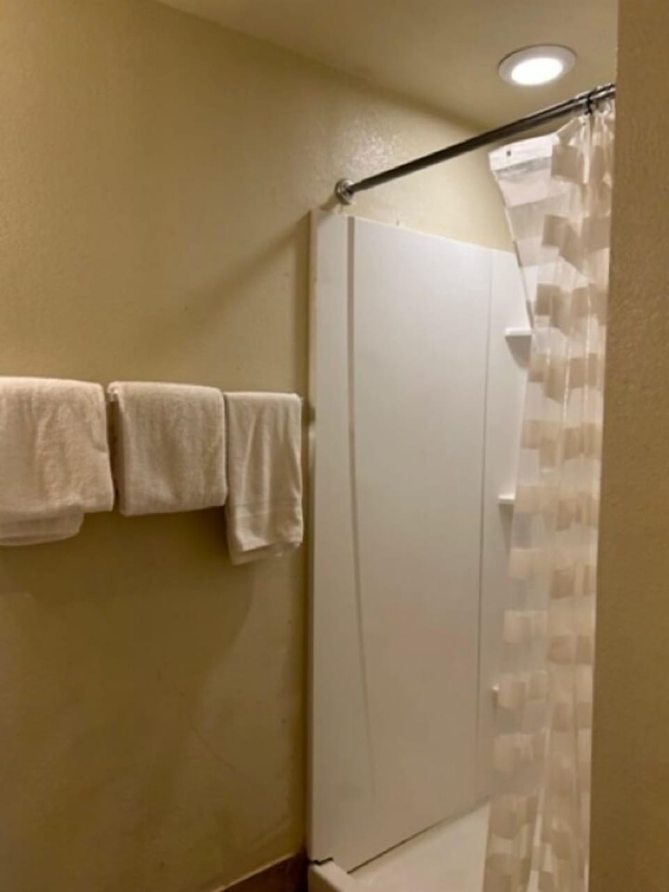 Shower, free toiletries, hair dryer (on request)