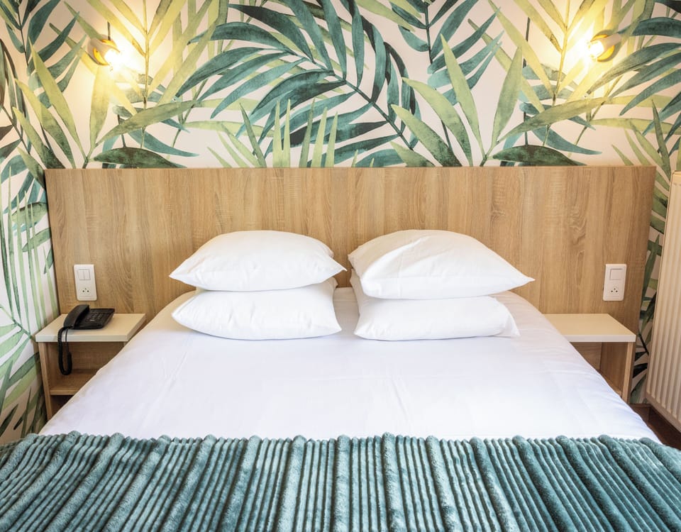 Double or Twin Room, City View | Iron/ironing board, free WiFi