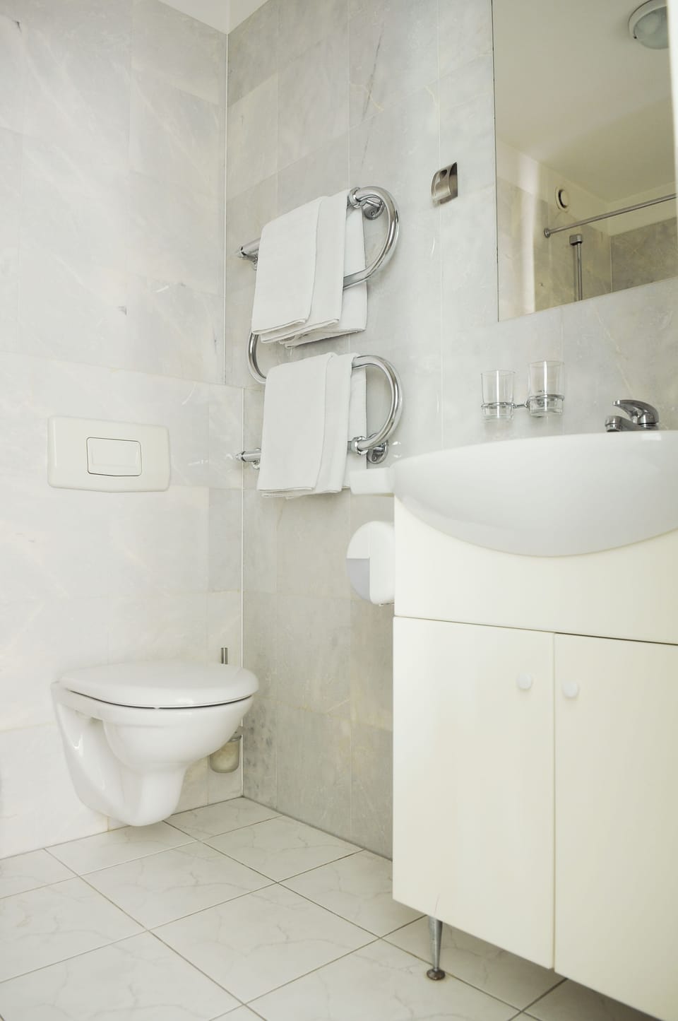 Free toiletries, hair dryer, towels, shampoo