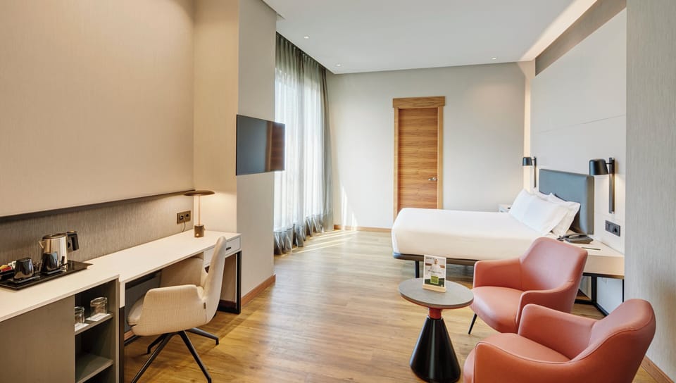 Superior Room | Premium bedding, down comforters, minibar, in-room safe
