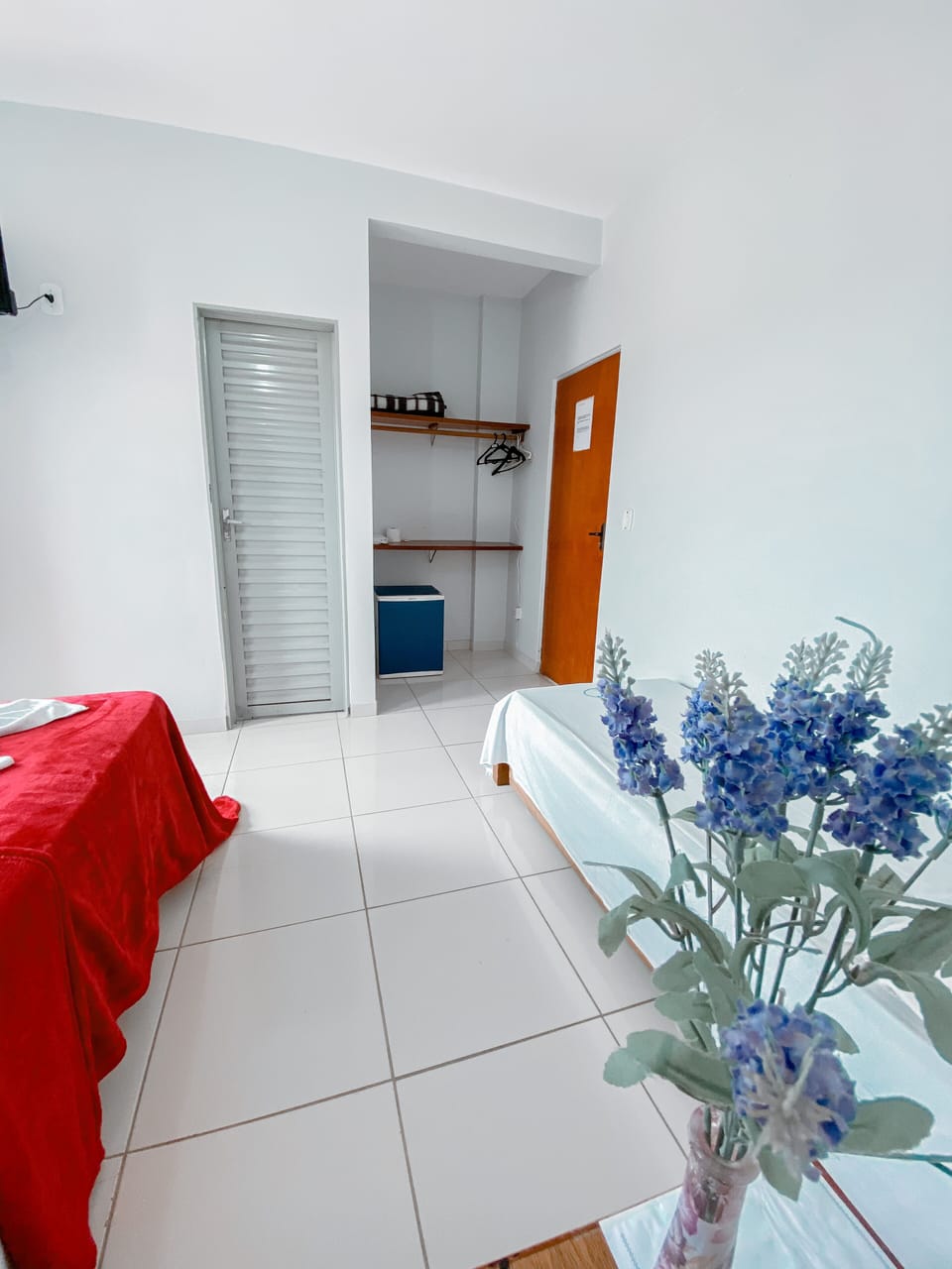 Minibar, free WiFi, bed sheets