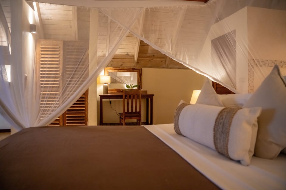 Luxury Villa, 2 Bedrooms | Premium bedding, in-room safe, desk, blackout drapes