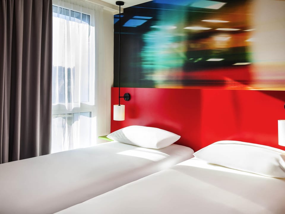 Standard Room, 2 Twin Beds | Pillowtop beds, desk, soundproofing, free WiFi