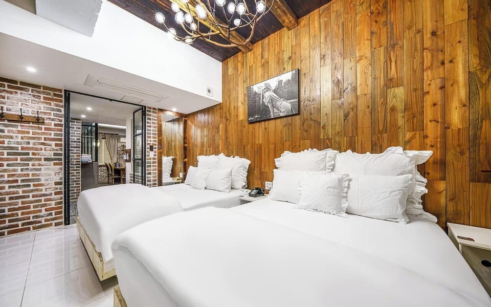 Royal Suite Poolvilla (210) | Individually decorated, individually furnished, desk, free WiFi