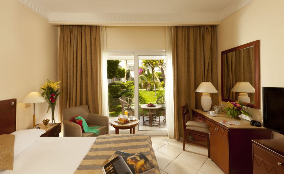 Minibar, in-room safe, desk, iron/ironing board (on request)
