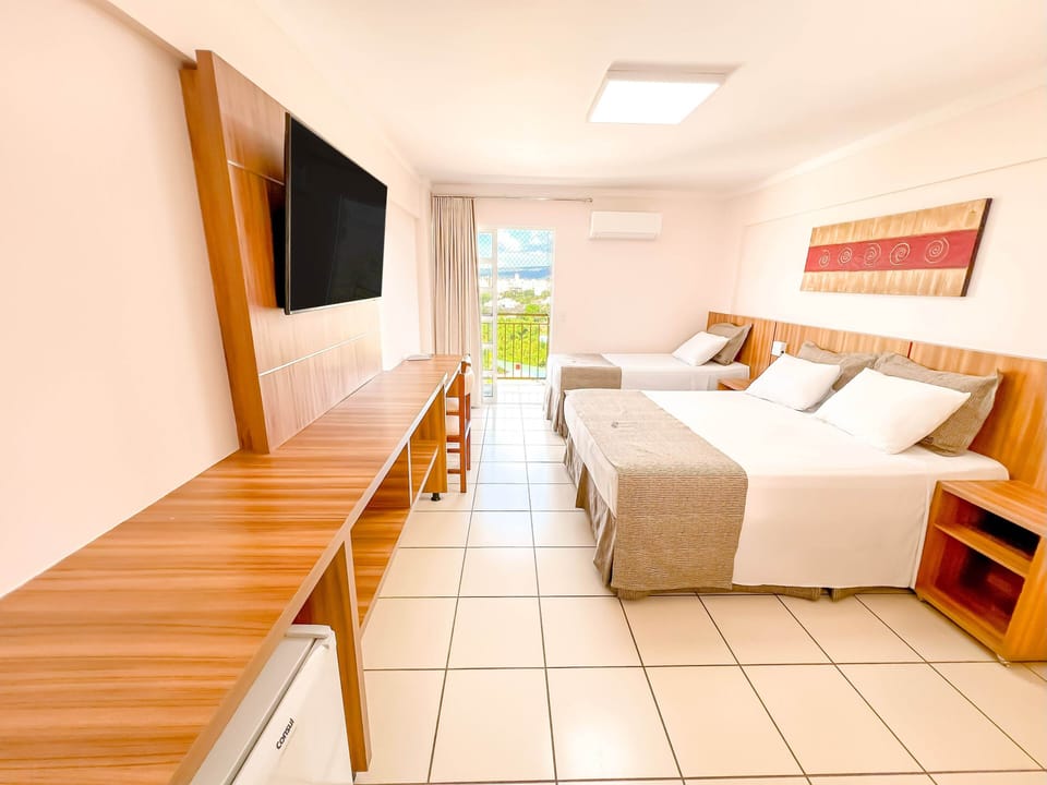 Standard Double Room | Hypo-allergenic bedding, minibar, desk, blackout drapes