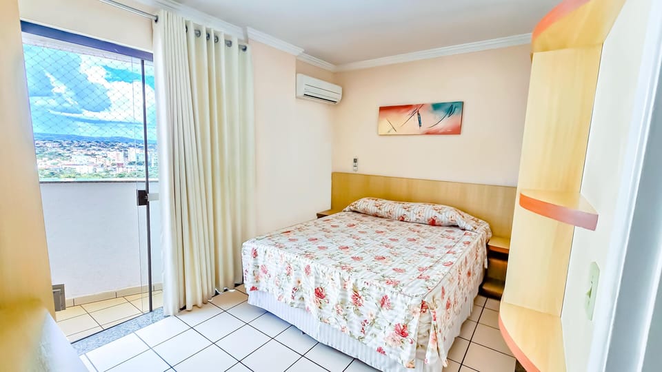 Standard Double Room | Minibar, in-room safe, desk, blackout drapes