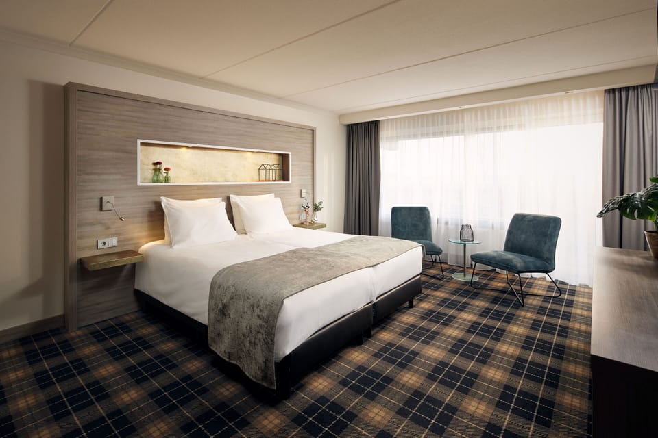 Minibar, in-room safe, desk, soundproofing