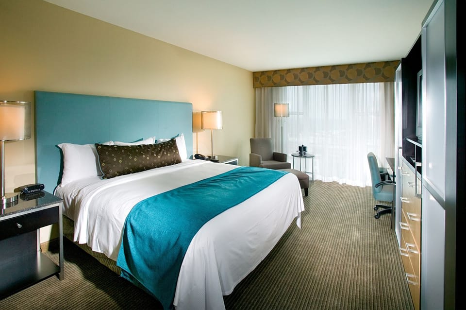 Premium bedding, pillowtop beds, in-room safe, desk