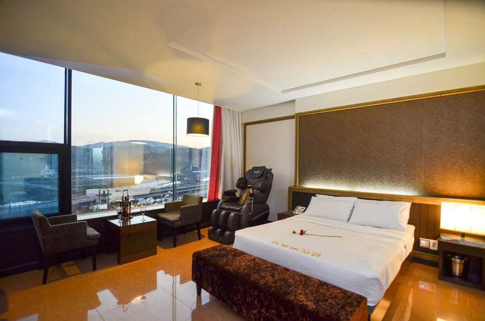 VVIP Room | Premium bedding