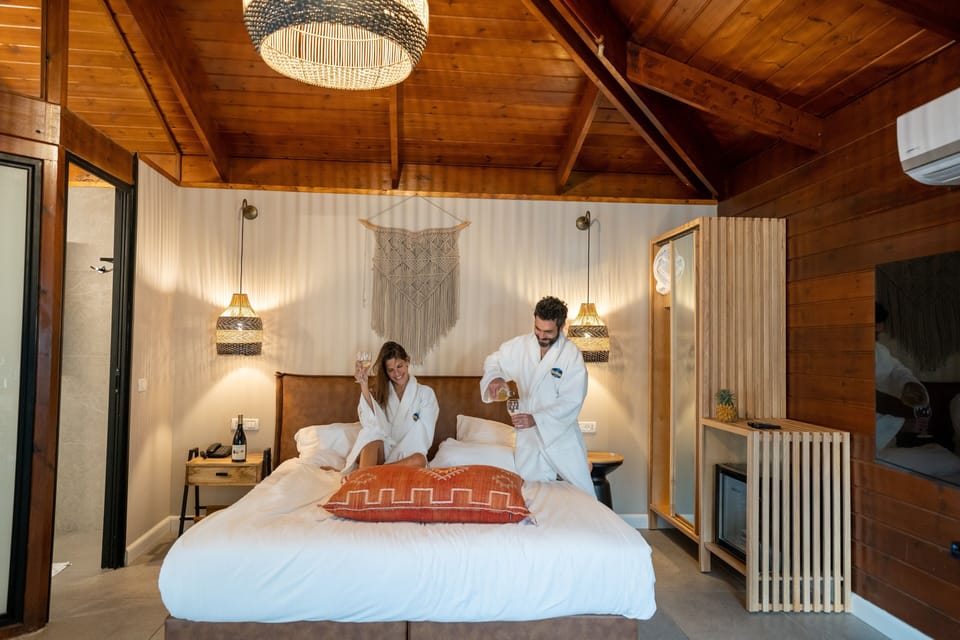 Premium Double Room | In-room safe, individually decorated, desk, soundproofing