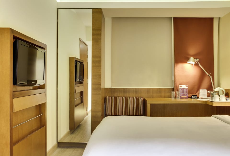 Minibar, in-room safe, desk, blackout drapes