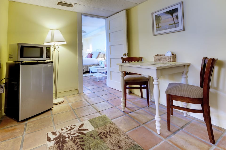 Surfside Suite (Beach House 1st Floor) | Egyptian cotton sheets, premium bedding, pillowtop beds