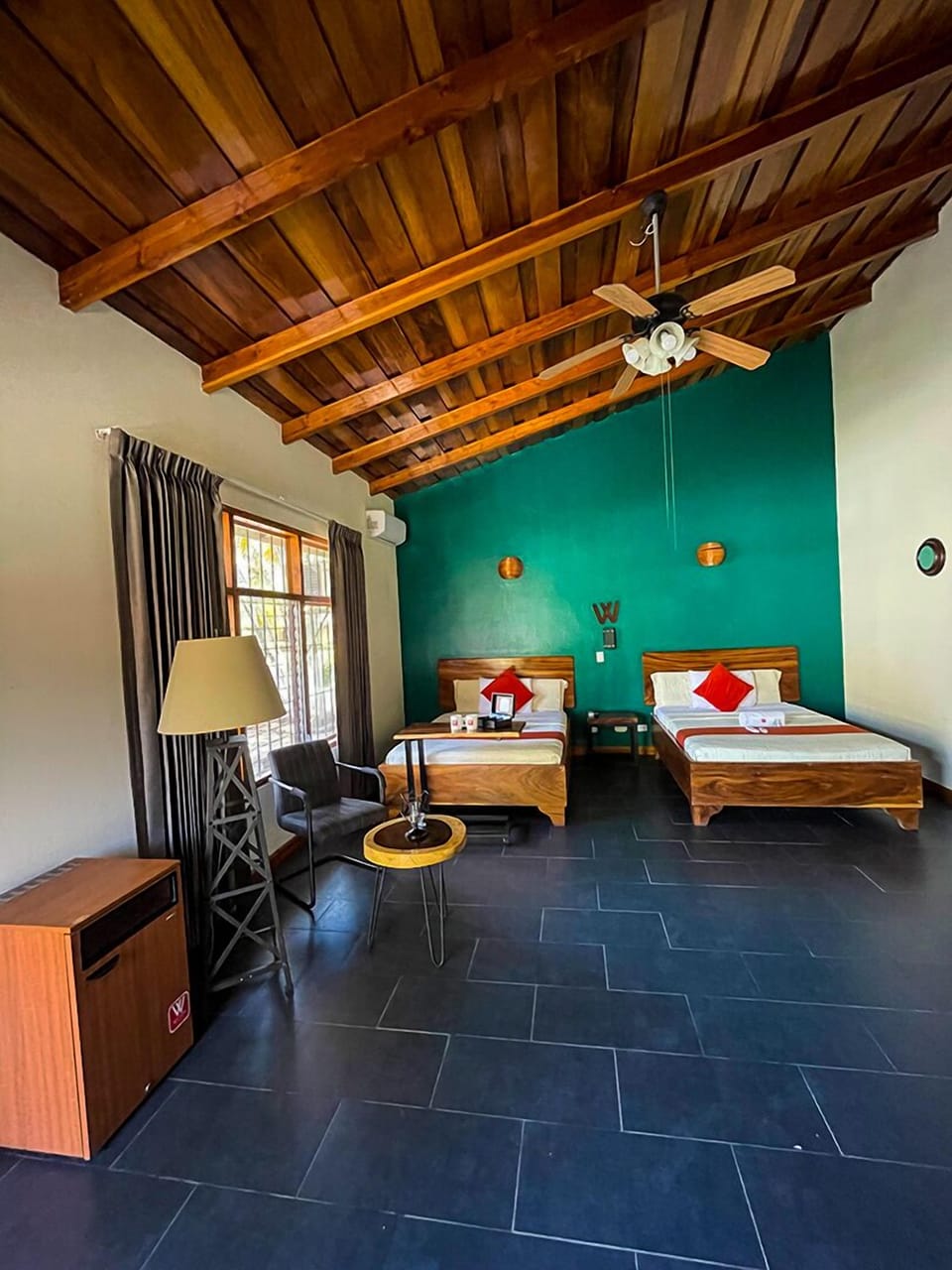 Standard Room, 2 Double Beds | Desk, free WiFi
