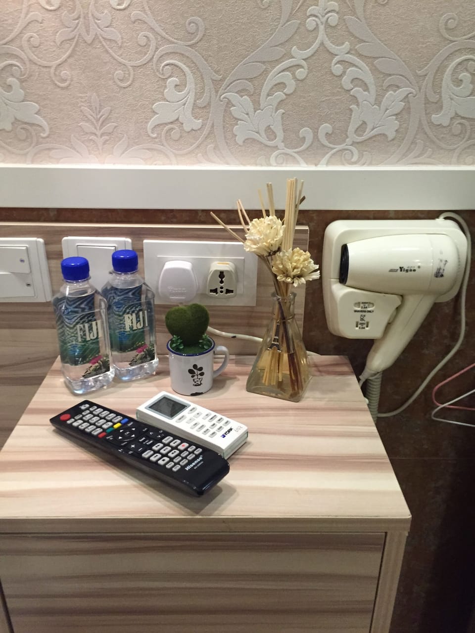 Room amenity