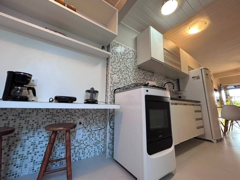 Luxury House, 2 Bedrooms, Garden View (4 people) | Private kitchen | Fridge, microwave, oven, stovetop