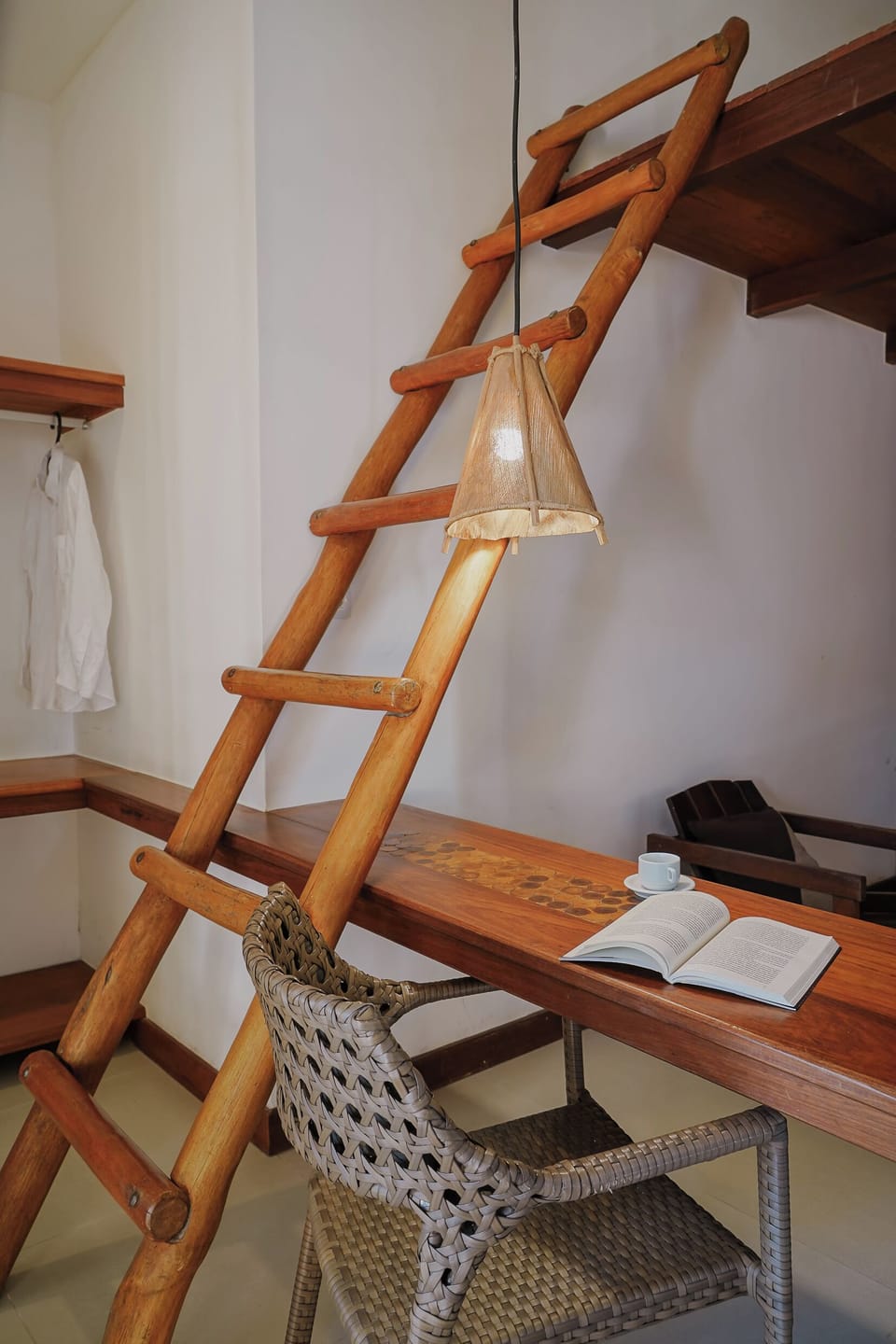 Deluxe Suite | Minibar, in-room safe, free WiFi, bed sheets