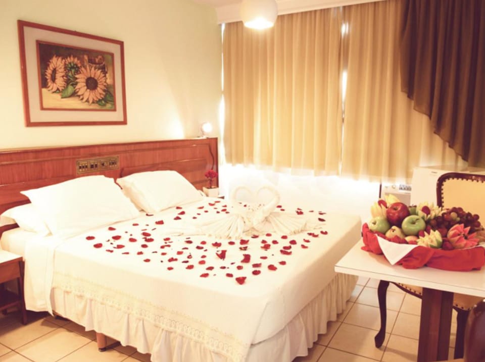 Superior Double Room, Pool View | Minibar, desk, blackout drapes, free WiFi