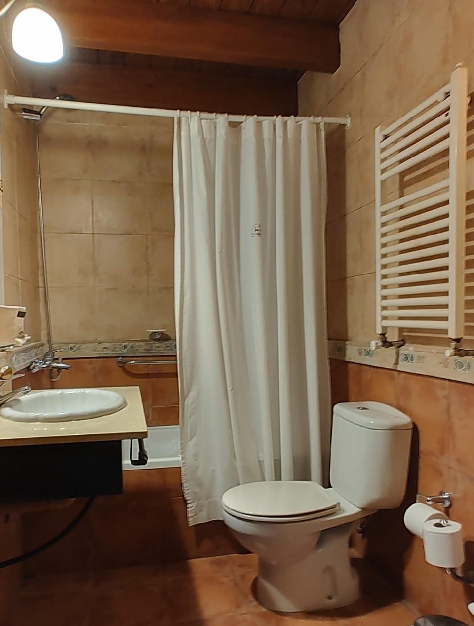 Bathroom amenities