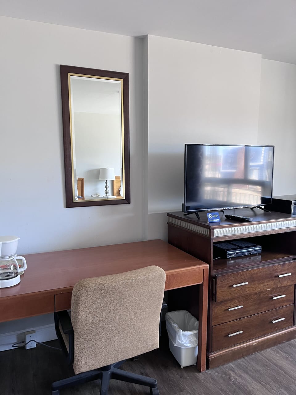 Room, 2 Queen Beds | Desk, iron/ironing board, free WiFi