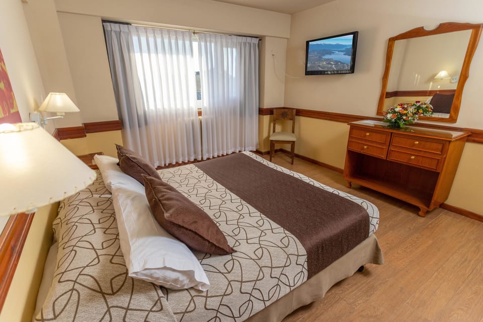 In-room safe, free WiFi