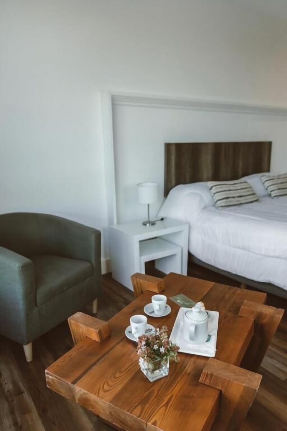 In-room safe, iron/ironing board, free WiFi, wheelchair access