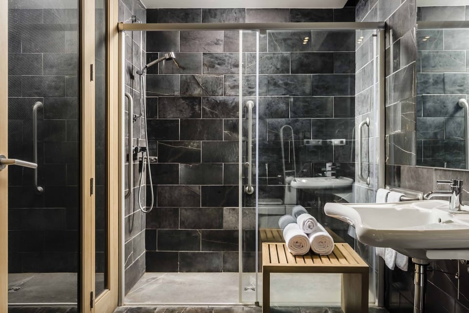 Minibar, in-room safe, blackout drapes, soundproofing