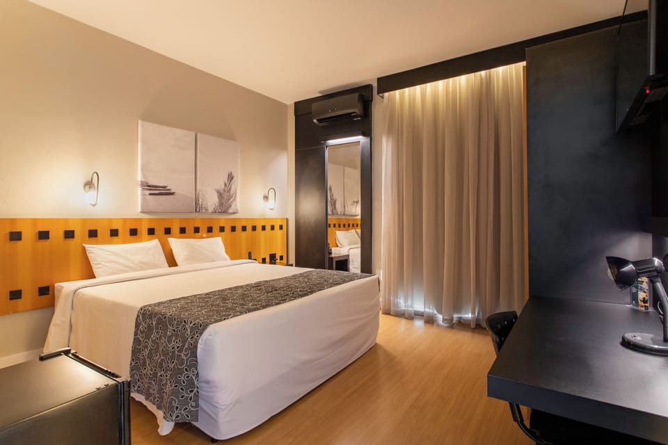 Standard Double Room | Minibar, blackout drapes, free WiFi, bed sheets