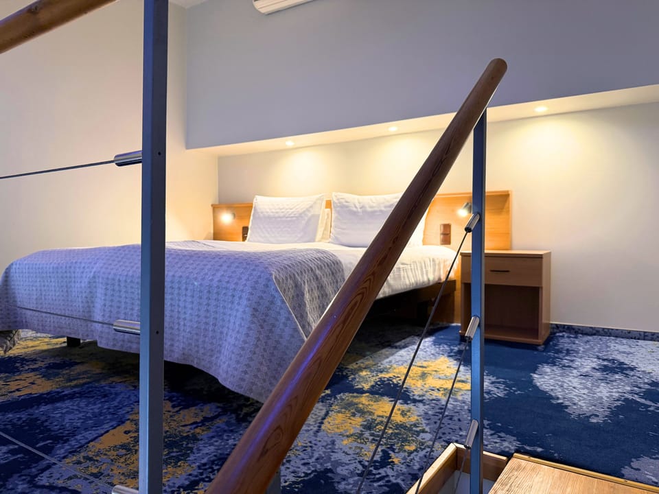 Luxury Double Room, 1 Queen Bed, Non Smoking | In-room safe, desk, laptop workspace, soundproofing