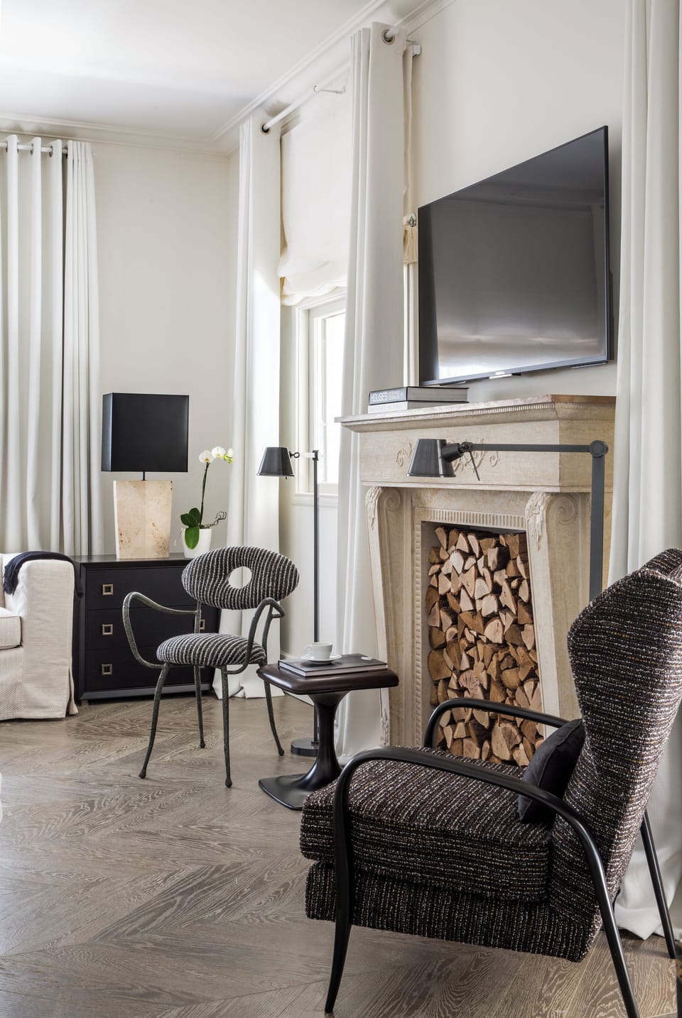 Boulevard Loft With Terrace | Frette Italian sheets, premium bedding, minibar, in-room safe