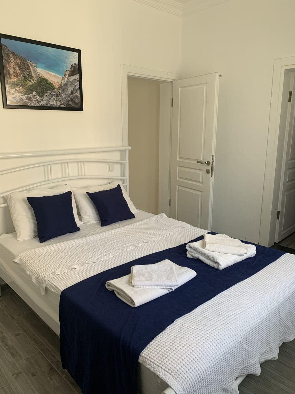 Double Room | Egyptian cotton sheets, premium bedding, memory foam beds, bed sheets