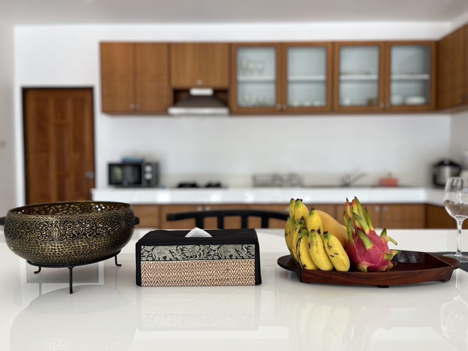 4 Bedrooms Private Pool Villa | In-room dining
