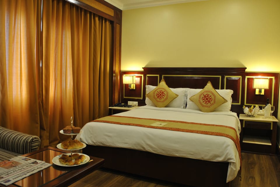   Excellency Room,1 Bedroom, smoking, city view | 1 bedroom, premium bedding, minibar, desk