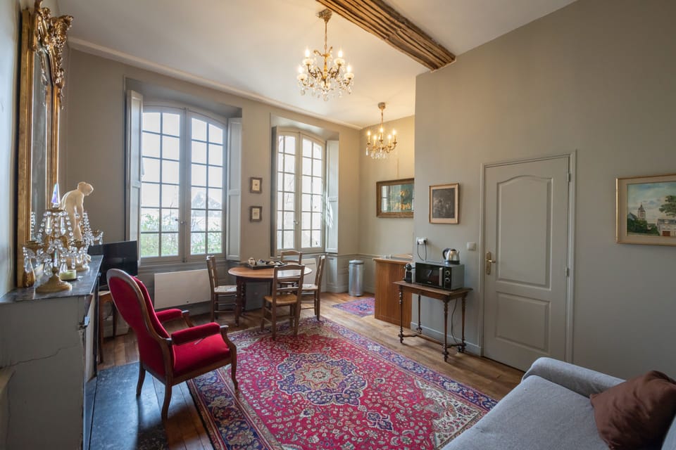 Duplex (Le Coin des Secrets) | Living area | Flat-screen TV